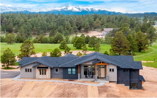 Elliston Model_Front Day 4-min